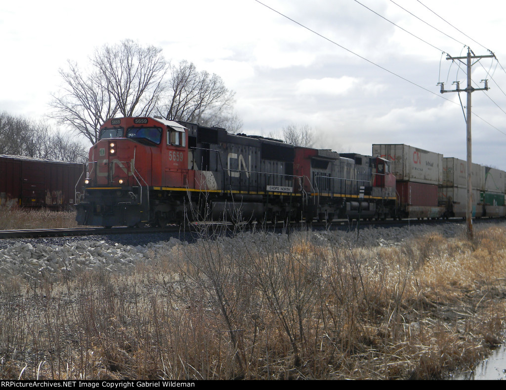 CN 5659 & IC 2707